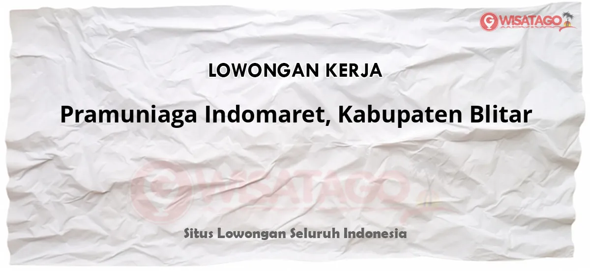Pramuniaga Indomaret, Kabupaten Blitar melayani pelanggan