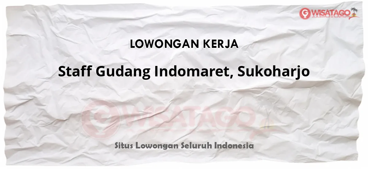 Staff Gudang Indomaret, Sukoharjo bekerja keras